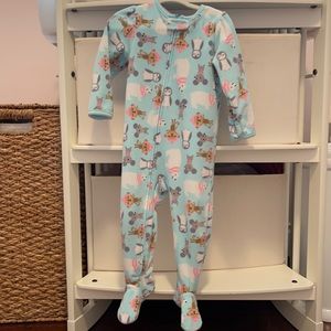 Carter’s classic fleece pjs